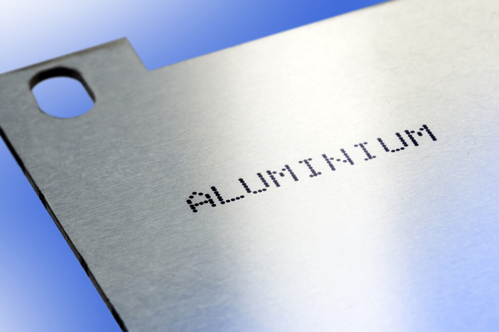 Bl&auml;ckstr&aring;lem&auml;rkning p&aring; pl&aring;t