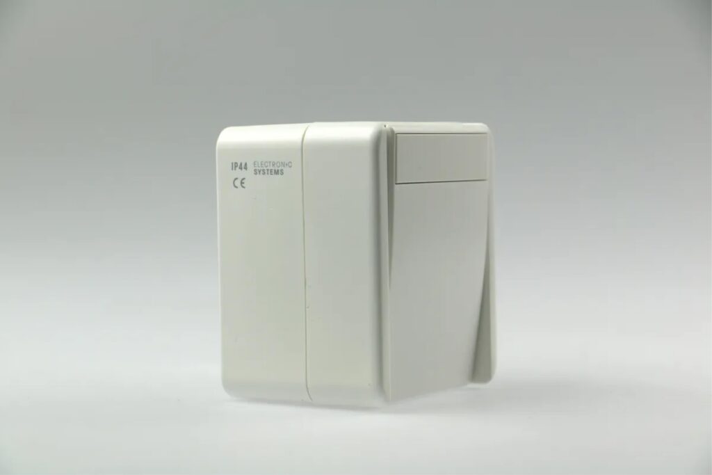 plastkomponent elektronik lasergravering - Trotec Laser