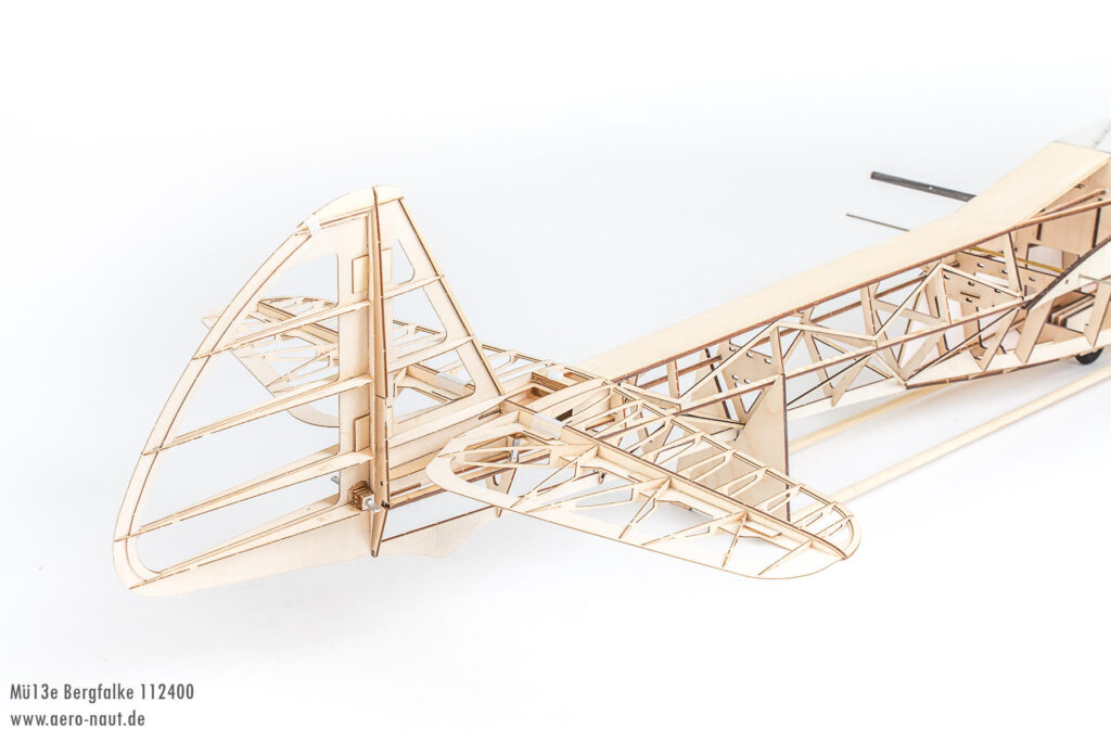 3D modell flygplan i trä - Tillverkad av laserskärare
