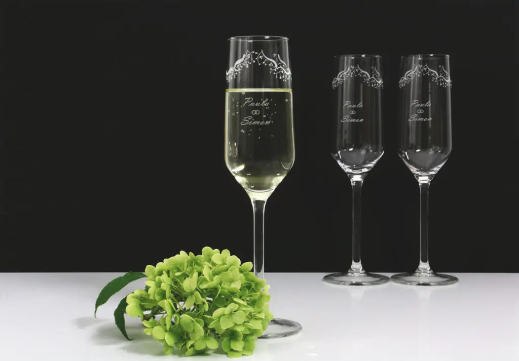 Lasergraverade champagneglas