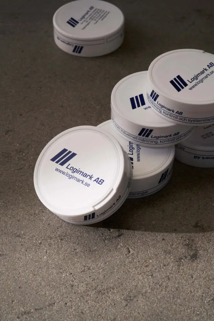 Etikettering snusdosor - LMS Dosetiketteringsmaskin